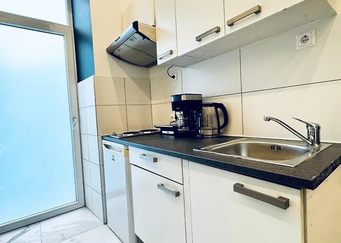 1-bedroom Retreat In Area *